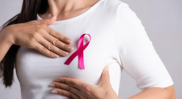Tumore al seno, la diffusione delle metastasi si può bloccare con un anticorpo monoclonale