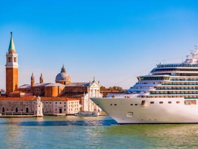 Nave a Venezia