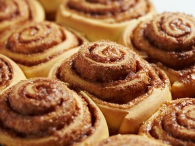 I cinnamon rolls
