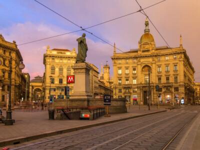 Milano: vista di Piazza Cordusio e Via Dante a Milano