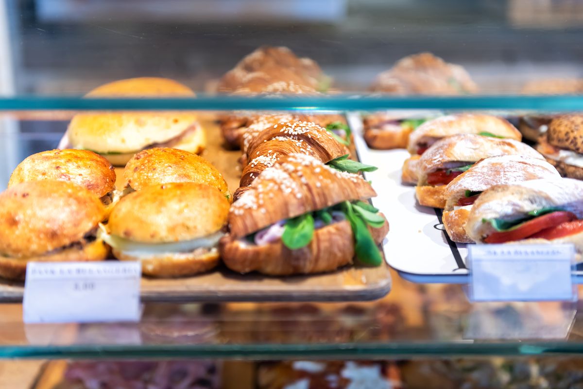 Colazione salata al bar