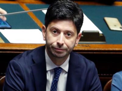 Chi è Roberto Speranza: dai primi passi a Potenza al ruolo di Ministro della Salute