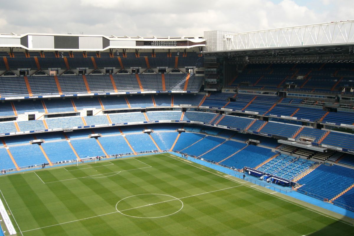 Il campo del Santiago Bernabeu di Madrid