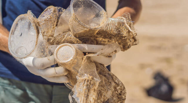 Ogyre, la startup italiana che ripulisce il mare dalla plastica insieme alle comunità di pescatori