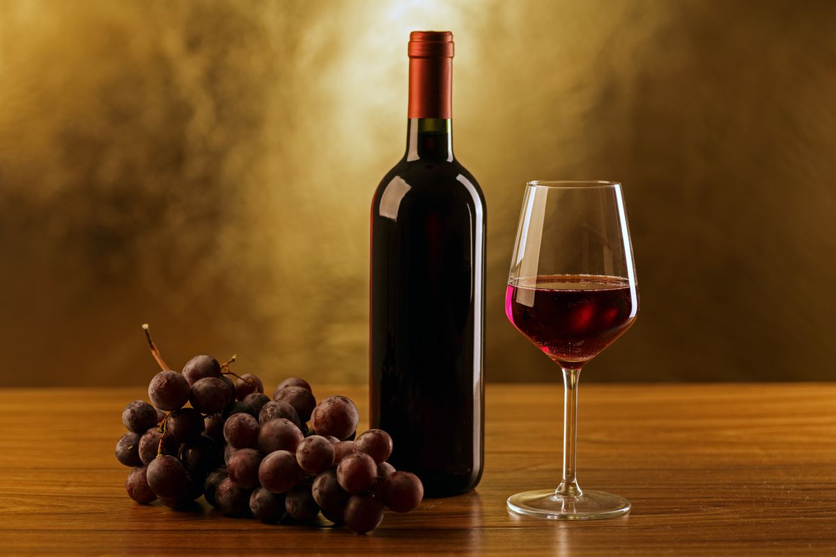 uva vino bottiglia rosso