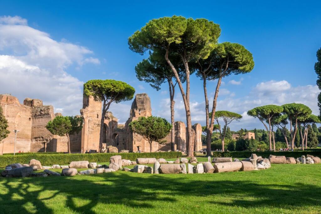 Terme di Caracalla, riapre una domus di età adrianea: le pitture finalmente visibili