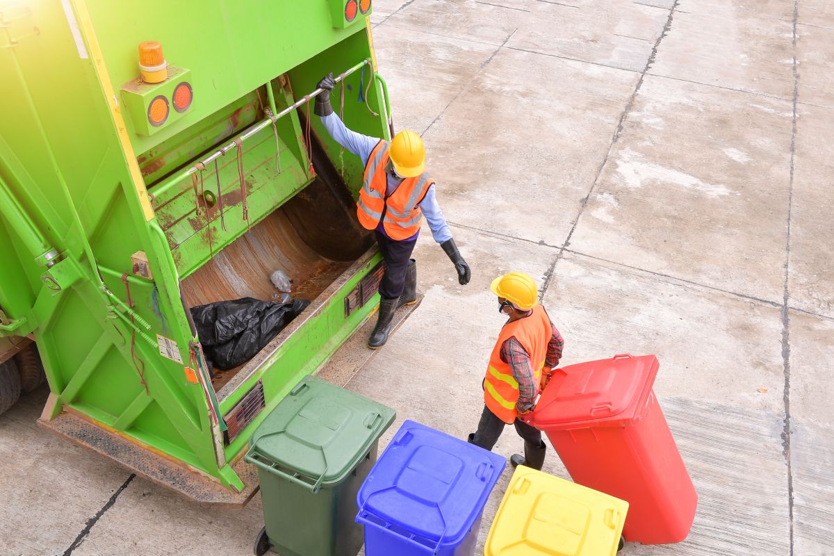 netturbini raccolta spazzatura camion