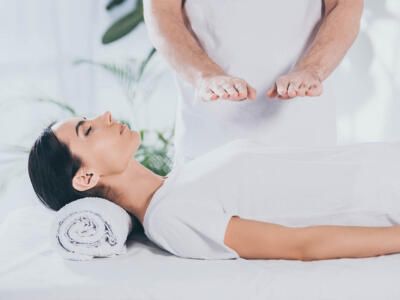 Seduta di Reiki