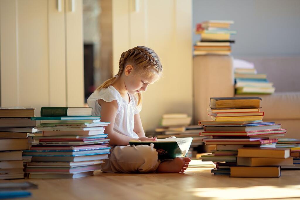 Rimini, Lillà Pedrosi è la lettrice da record: 80 libri in un anno a soli 6 anni d’età