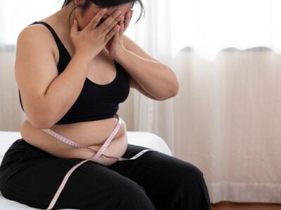 donna pancia sovrappeso