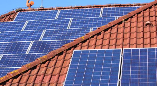 LIDL presenta un kit fotovoltaico a basso costo per sostenere i piccoli consumi domestici