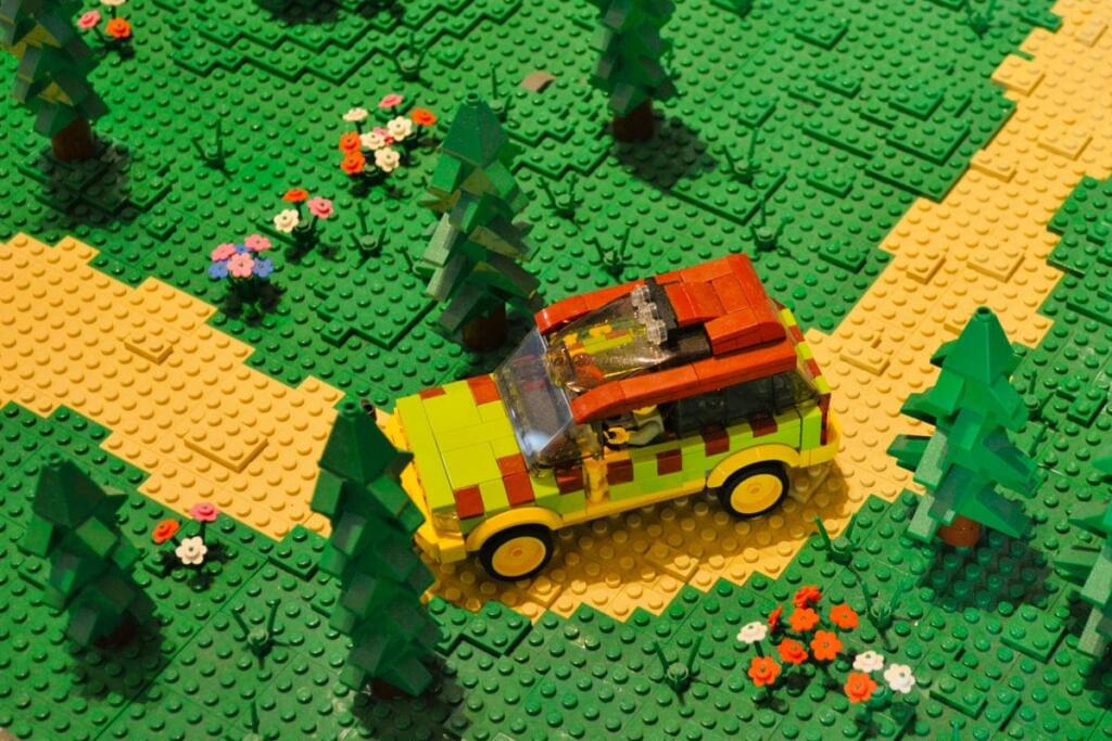 Lego rinuncia ai mattoncini sostenibili: quelli in Pet inquinano di più