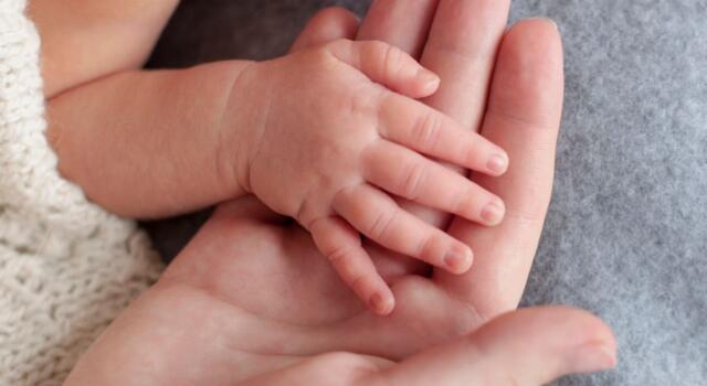 Help desk genitorialità, nasce il servizio di assistenza a neo mamme e papà in azienda