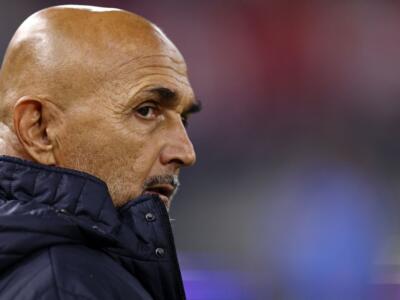 Spalletti dona la Panda dello scudetto all’ospedale Santobono di Napoli