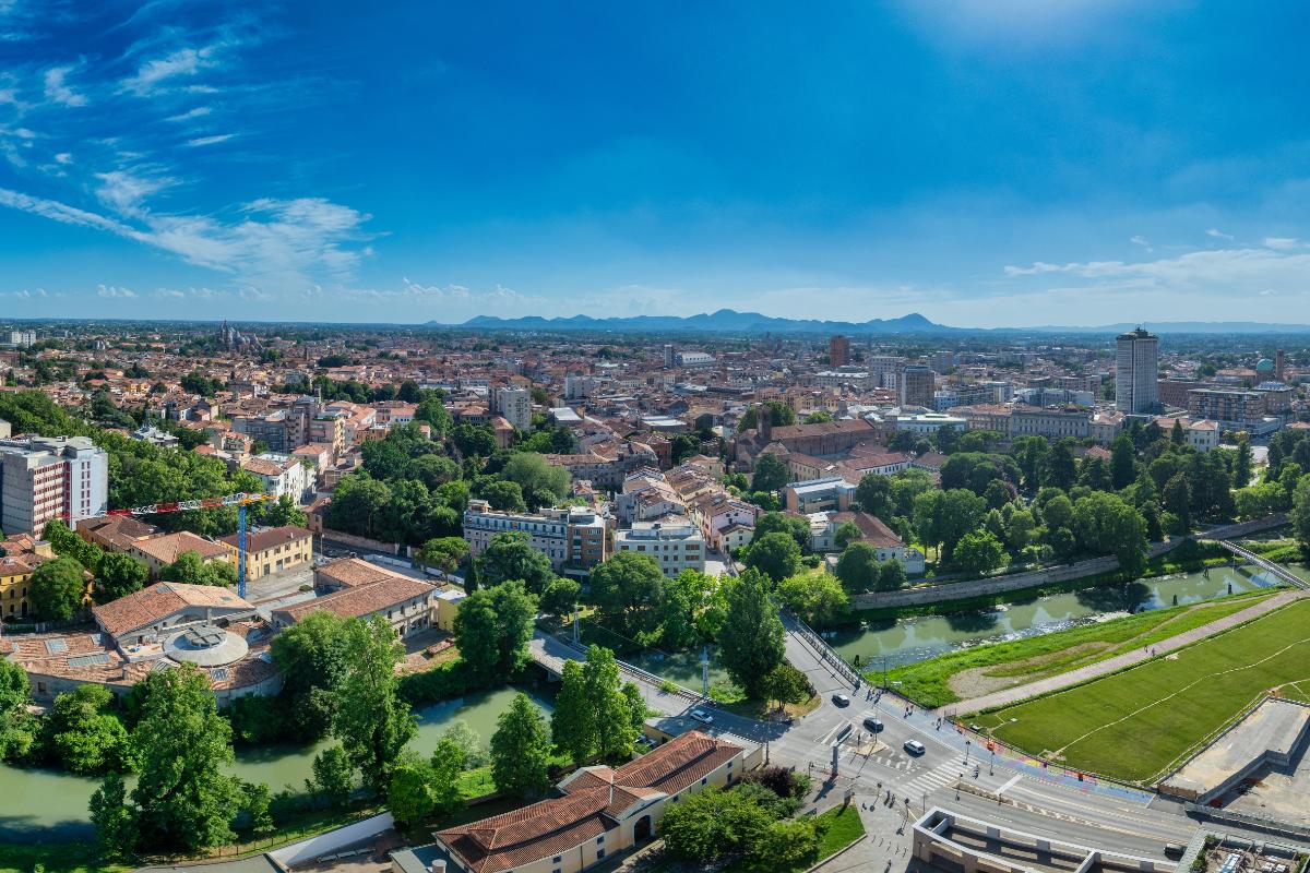 Una vista aerea del centro storico di Padova