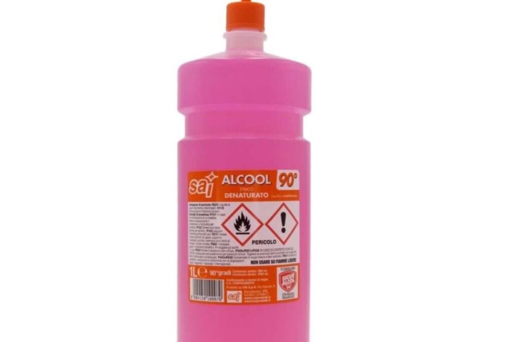 alcool denaturato come usarlo per le pulizie di casa