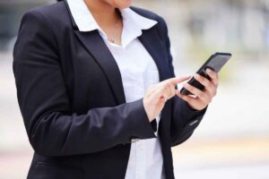 Diventa un 'fantasma' su Whatsapp, ecco come fare