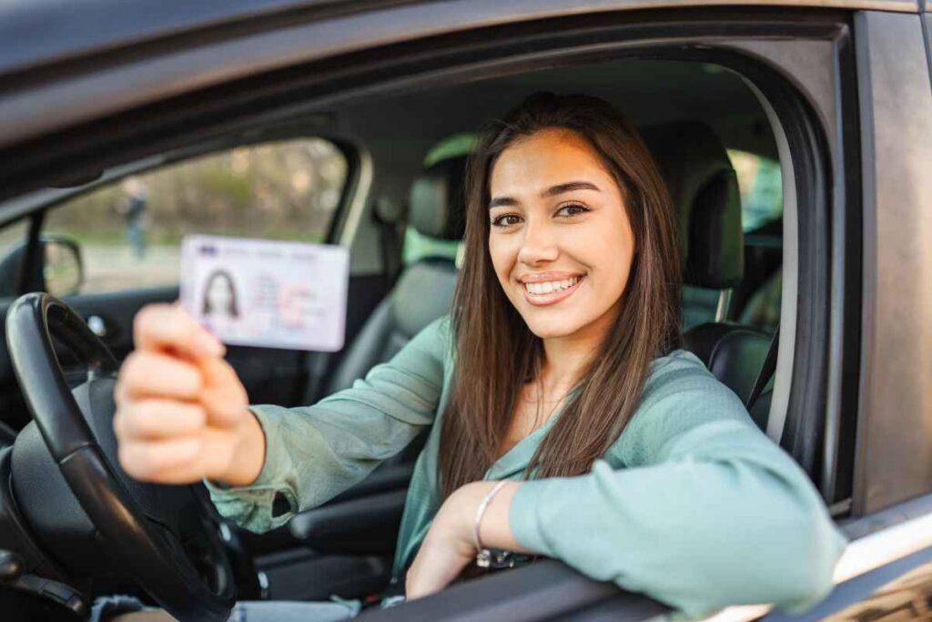 Qual è il modo per guidare senza patente in tasca