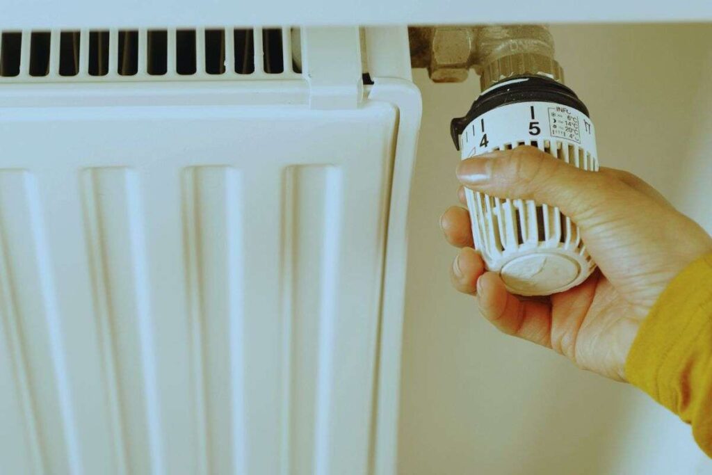 L'utilità o meno di spegnere il riscaldamento nelle ore notturne - leonardo.it