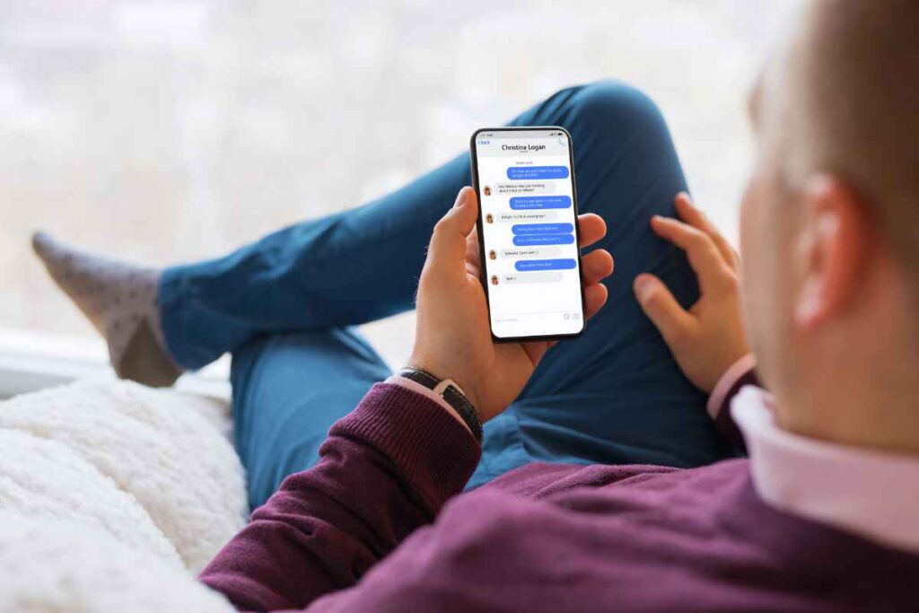 Diventa un 'fantasma' su Whatsapp