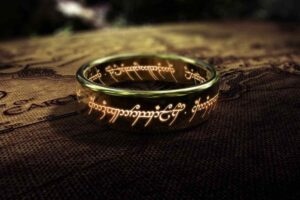 Sono state le parole di Ian McKellen, celebre interprete di Gandalf, a riaccendere le speranze dei fan: durante un’intervista, l’attore britannico