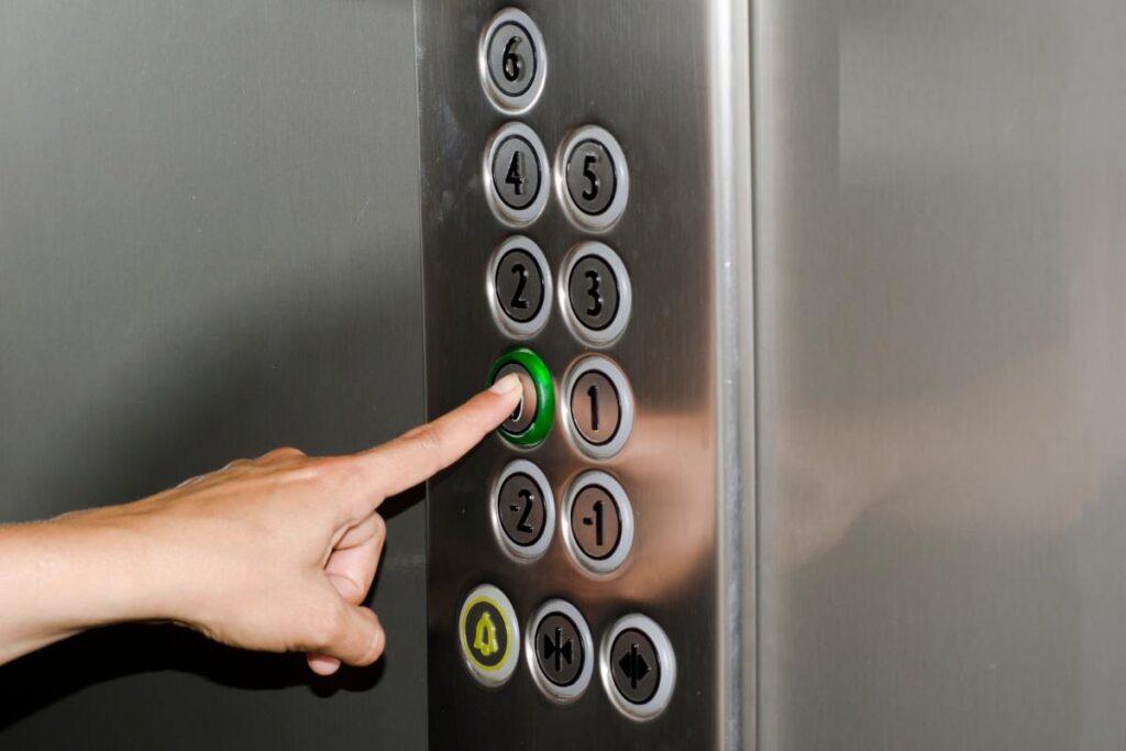 ascensore rotto condominio