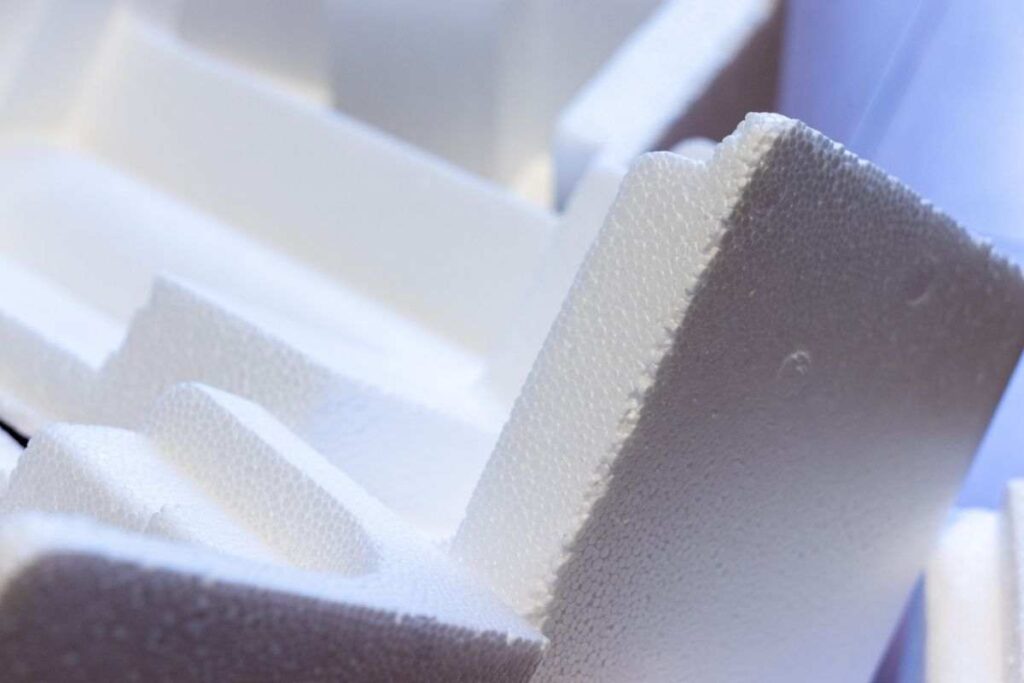 polisterolo ti arriva la multa se la butti nella plastica