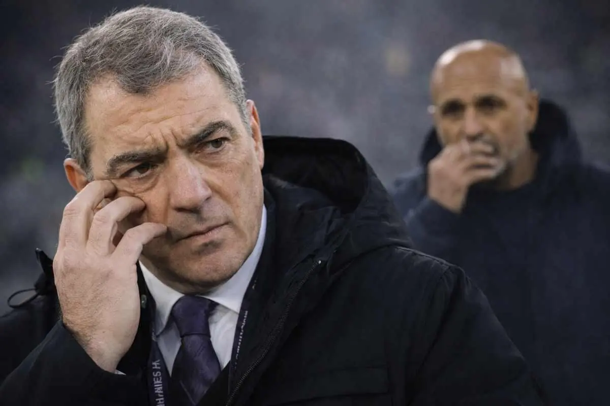 Comolli preoccupato, alle sue spalle Spalletti