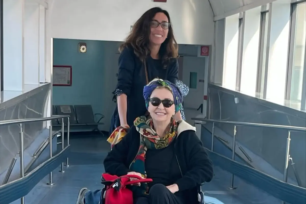 Enrica Bonaccorti con la figlia Verdiana in una foto insieme durante la malattia