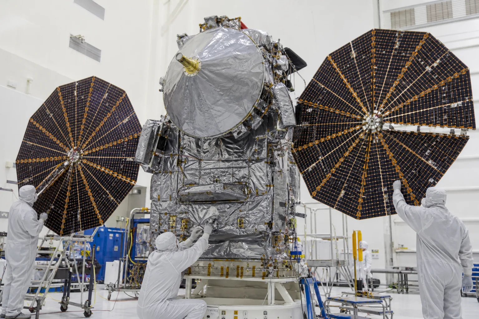Sonda Lucy raggiunge gli asteroidi Troiani di Giove: fossili del Sistema Solare (2)